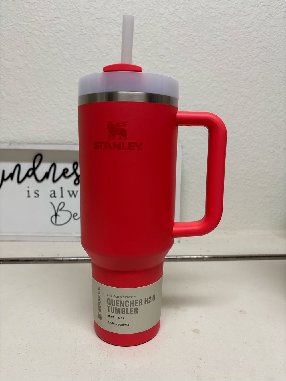 Stanley Red Quencher Tumbler with White Lid and Straw